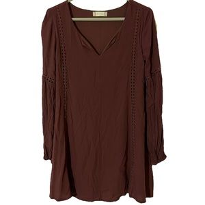 Altar'd State Women's Size M Burgundy Colored Tunic Shirt Crotchet Daisy Details